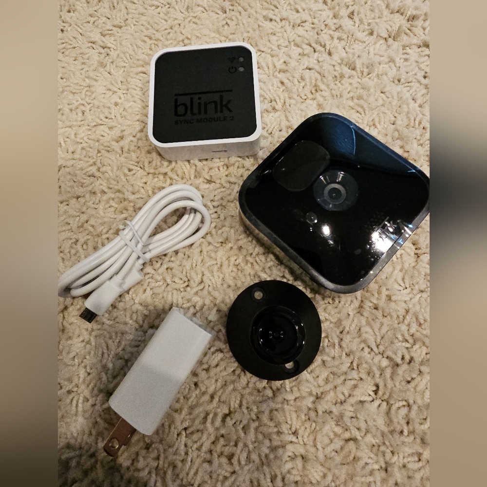 Blink Outdoor Camera Security Bundle – New, Includes Sync Module & USB Storage